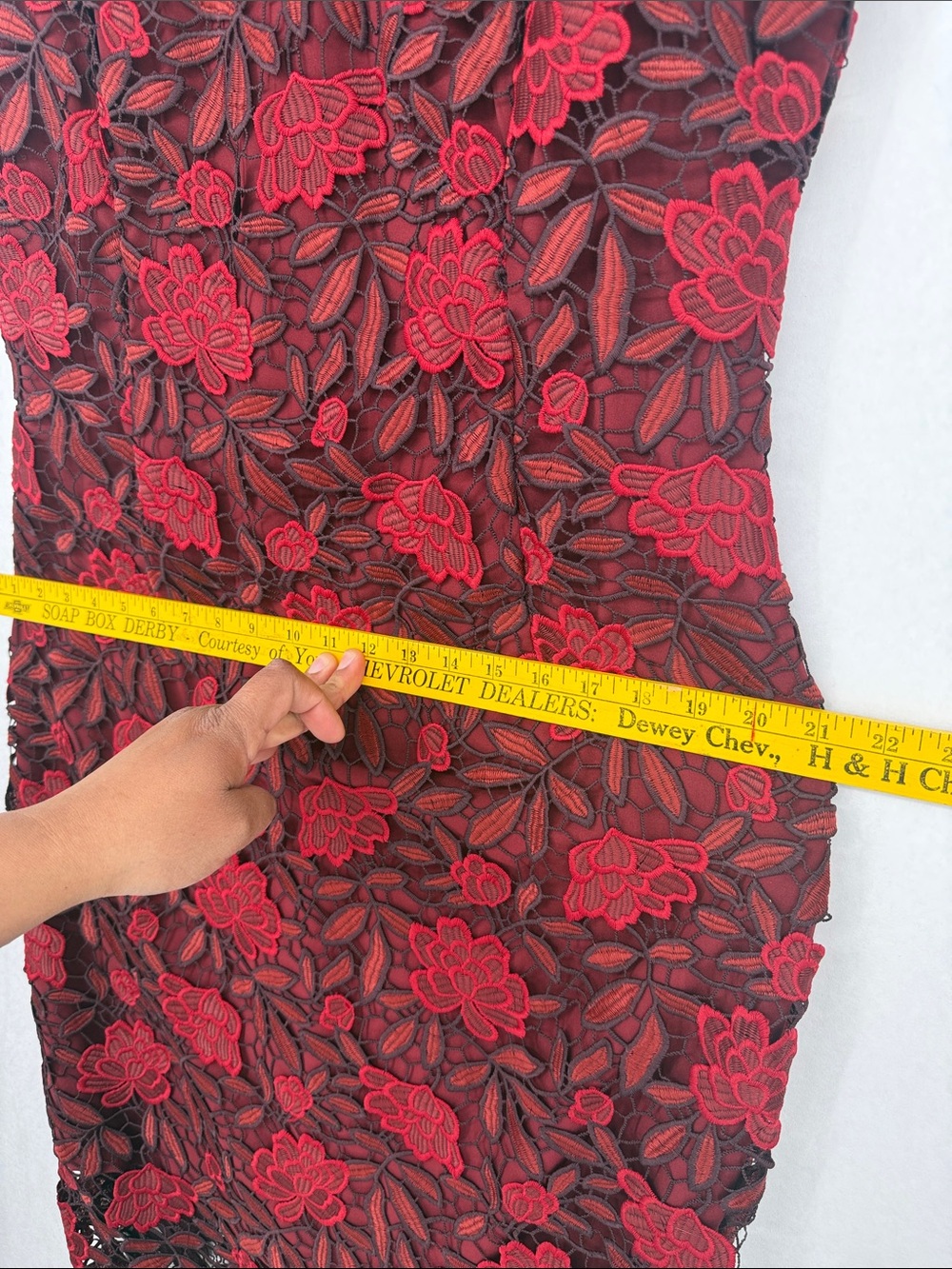 WHITE HOUSE BLACK MARKET LACE DRESS SIZE 14 - Picture 9 of 11